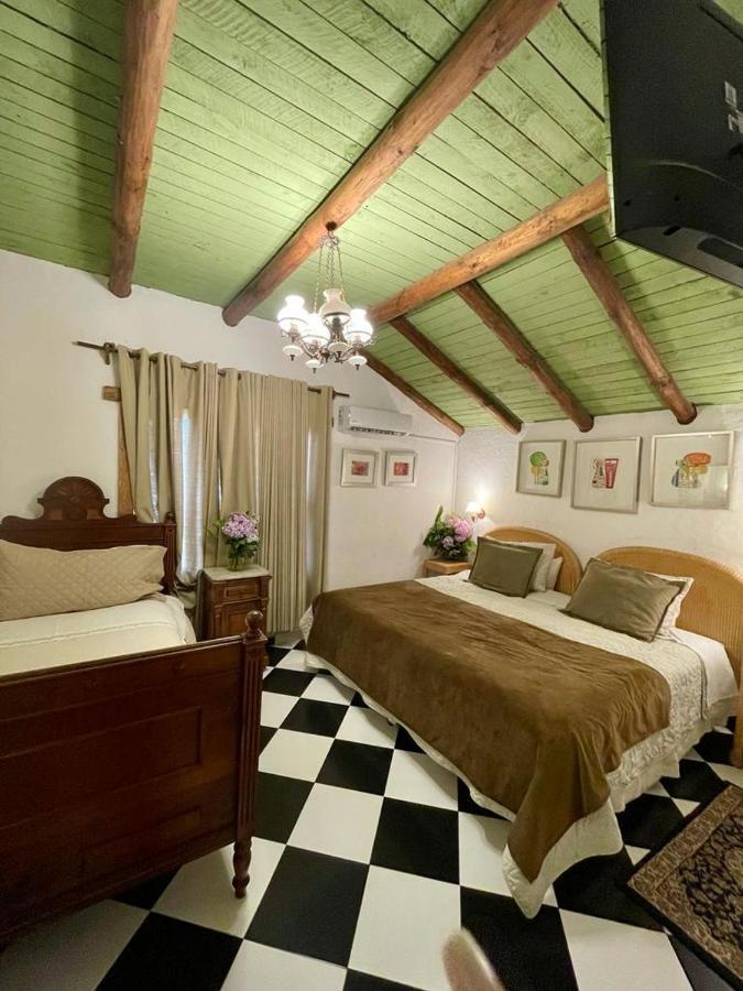 Hotel Vendimia Parador Santa Cruz Buitenkant foto